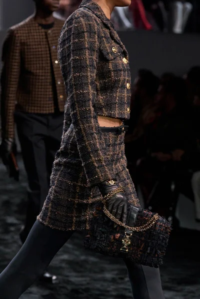 Look 43